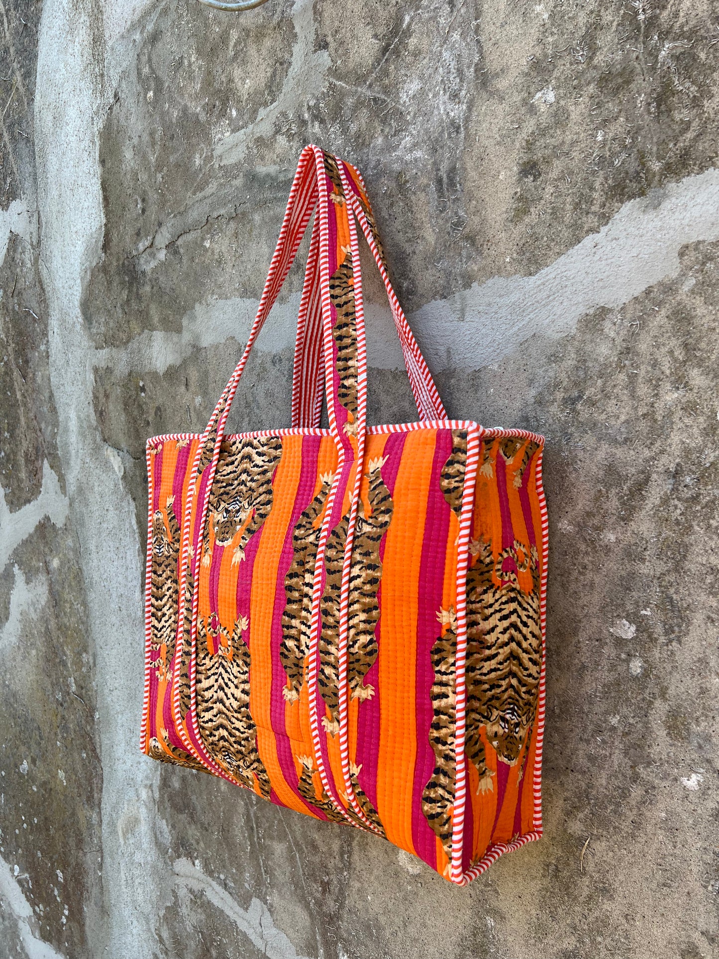 Sac à bandoulière en coton matelassé / Sac fourre-tout