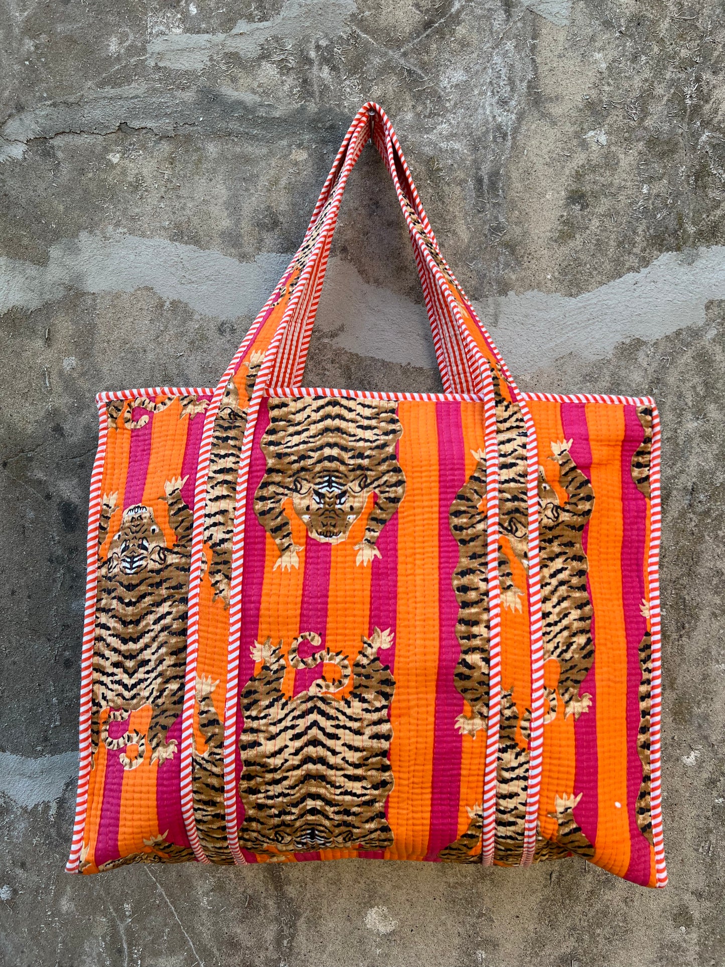 Sac à bandoulière en coton matelassé / Sac fourre-tout