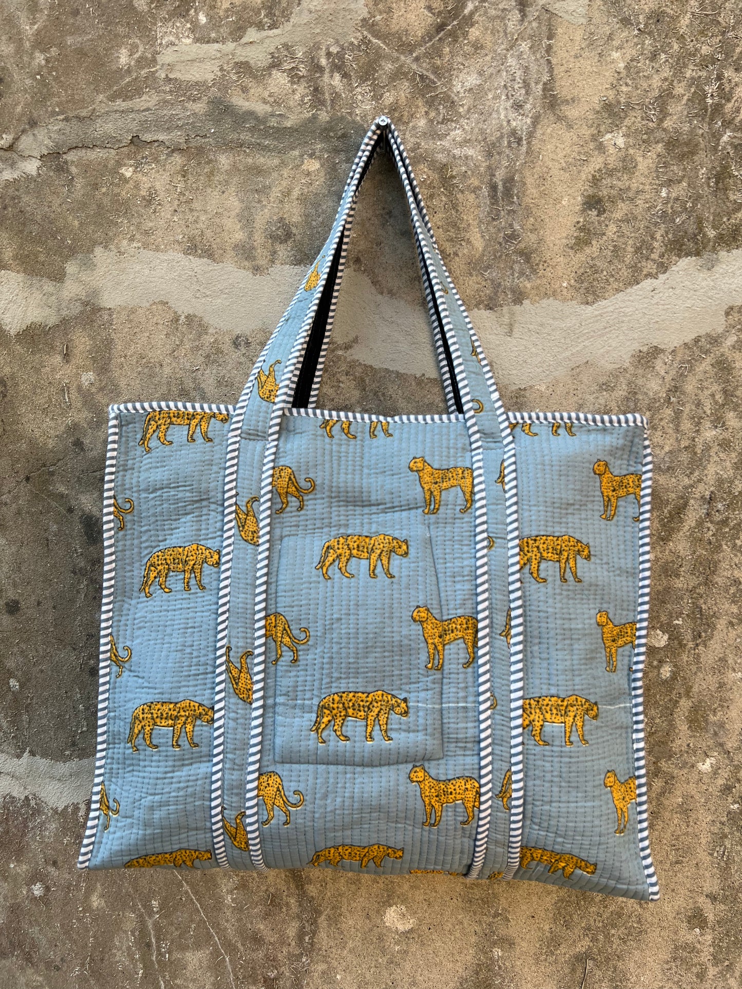 Sac à bandoulière en coton matelassé / Sac fourre-tout