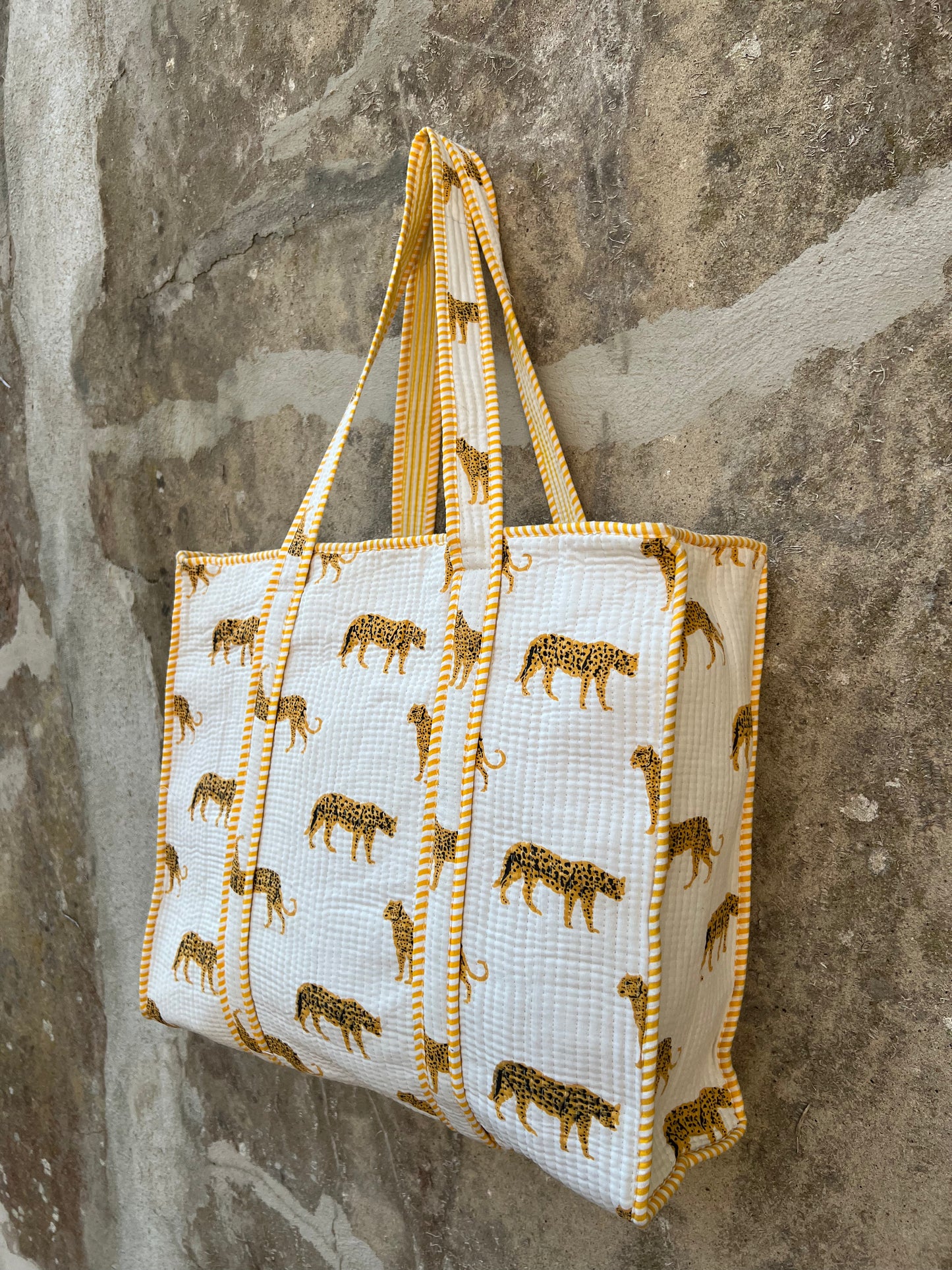 Sac à bandoulière en coton matelassé / Sac fourre-tout