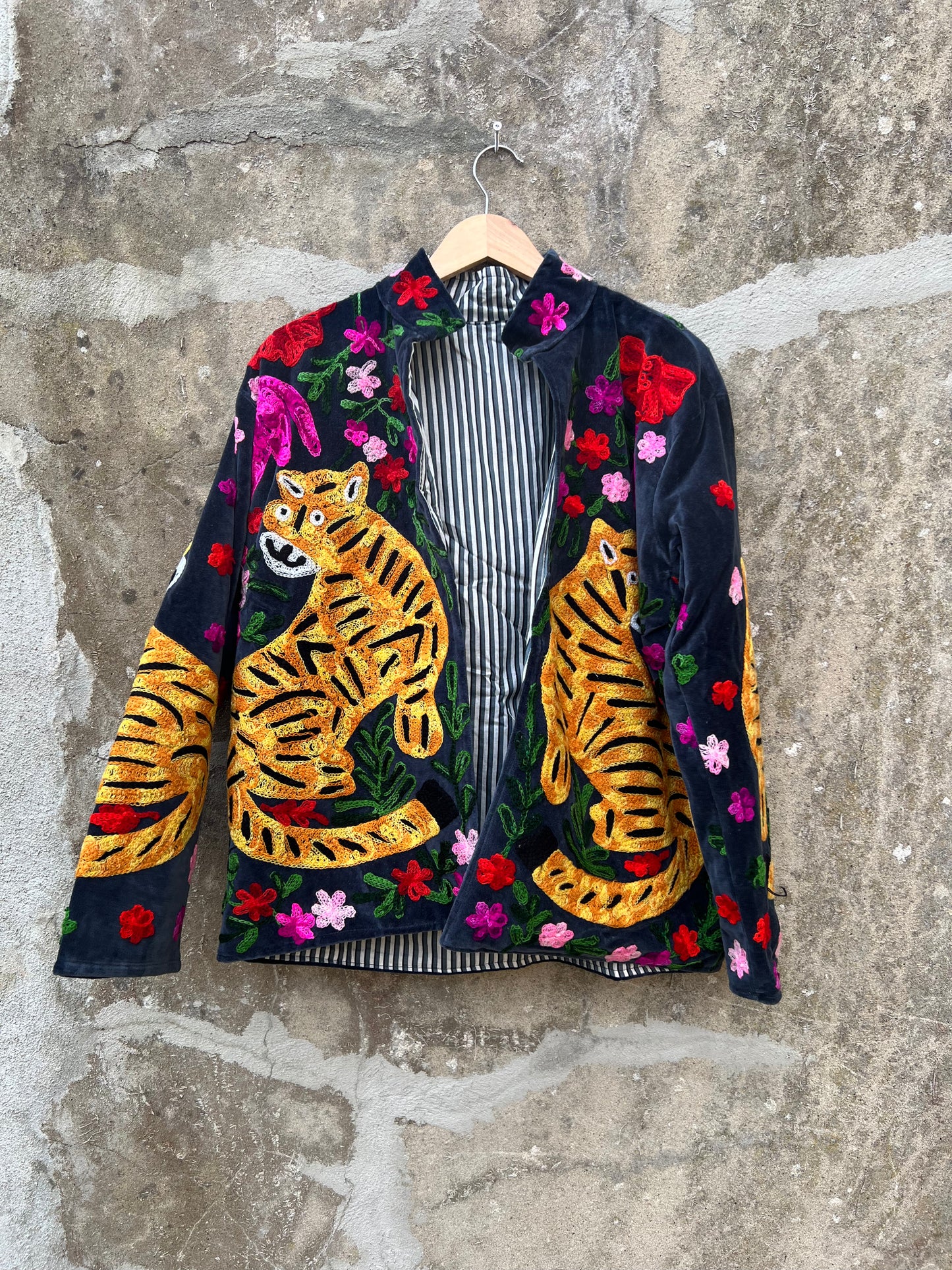 Veste Suzani en velours brodée / Manteau tigre floral avec poche / Taille unique