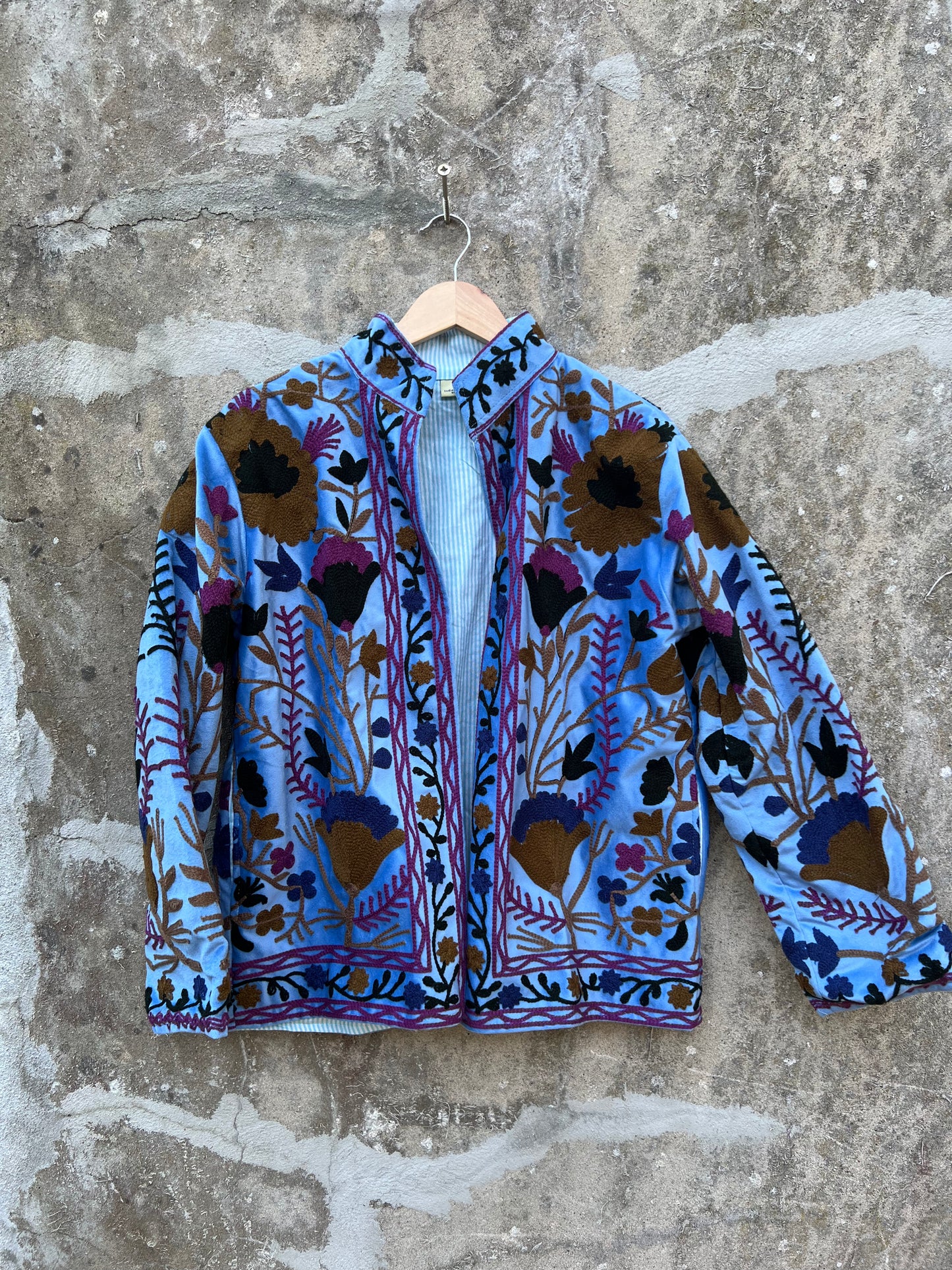 Veste Suzani en velours brodée / Manteau artisanal à fleurs avec poche / Taille unique