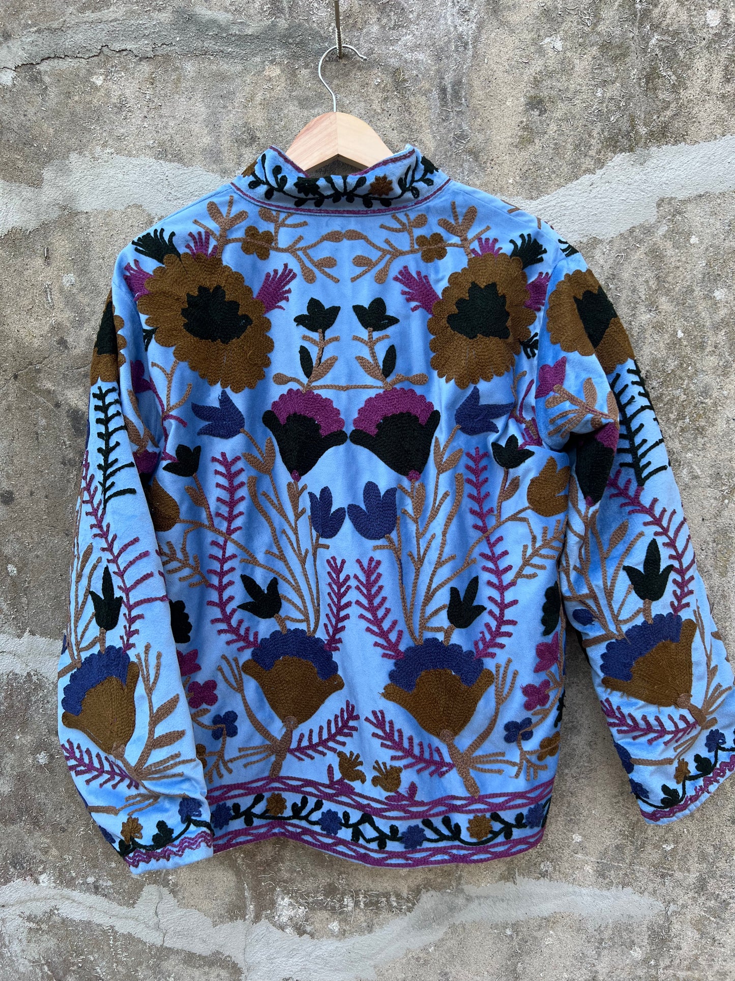 Veste Suzani en velours brodée / Manteau artisanal à fleurs avec poche / Taille unique