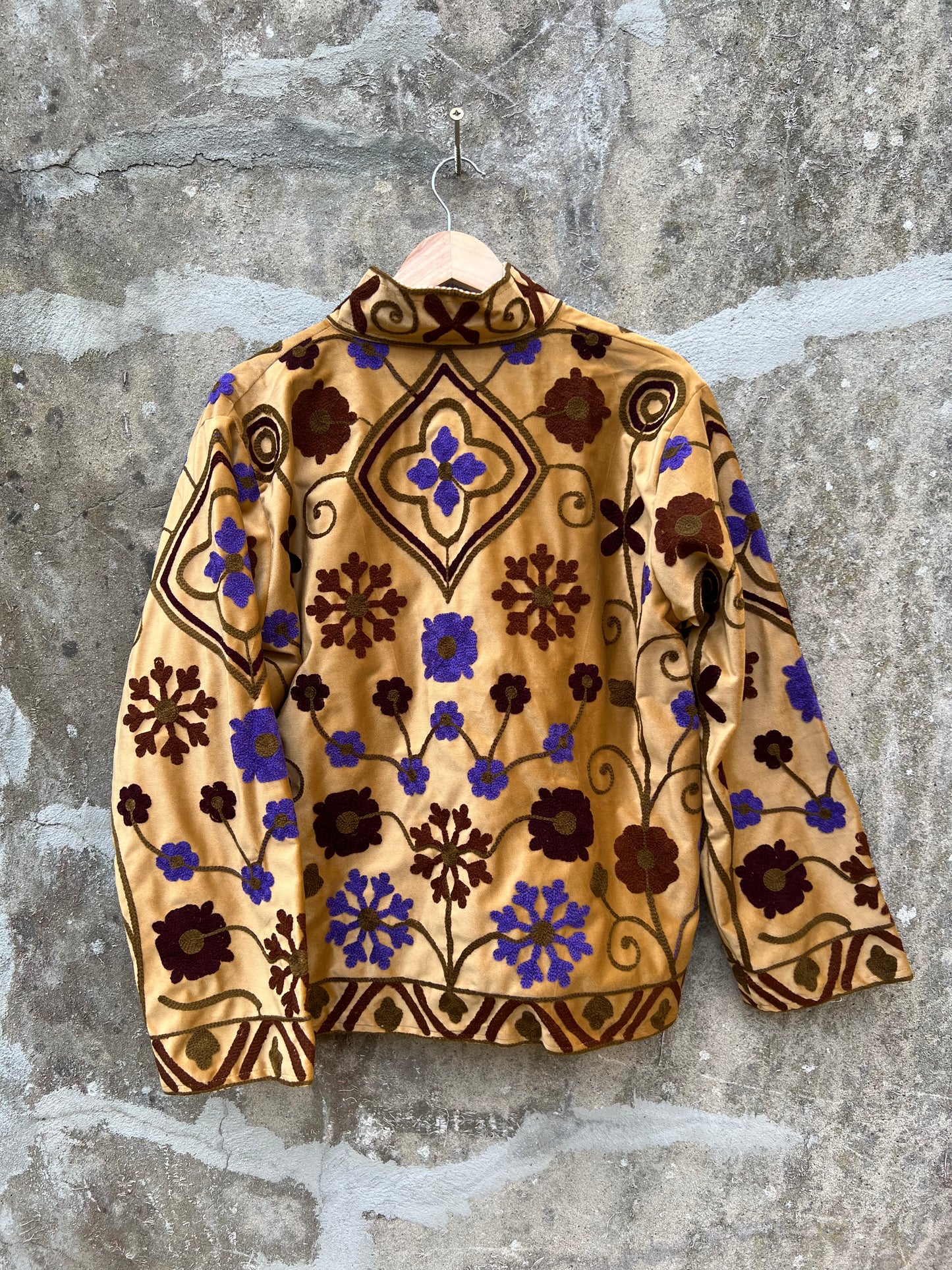 Veste Suzani en velours brodée / Manteau artisanal à fleurs avec poche / Taille unique