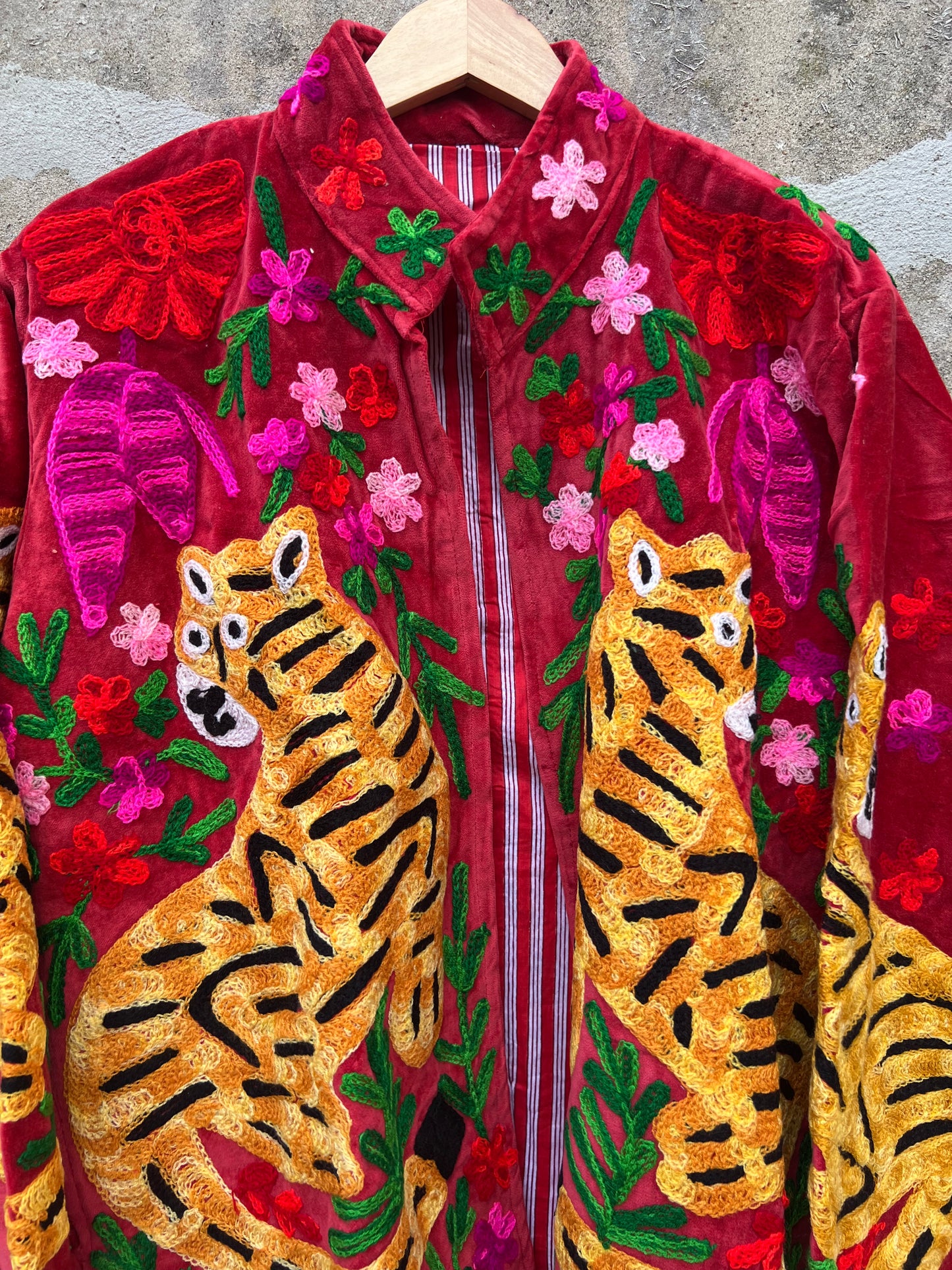 Veste Suzani en velours brodée / Manteau tigre floral avec poche / Taille unique