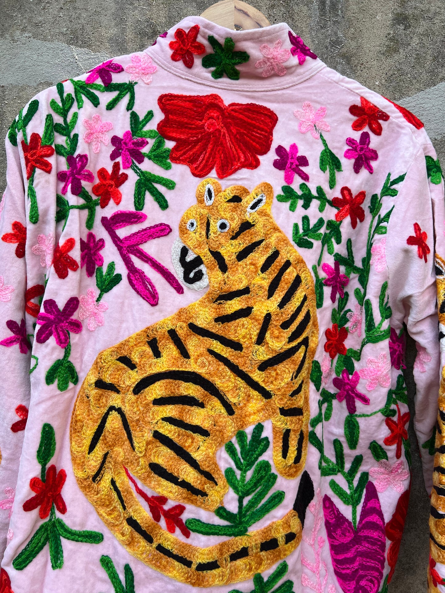 Veste Suzani en velours brodée / Manteau tigre floral avec poche / Taille unique