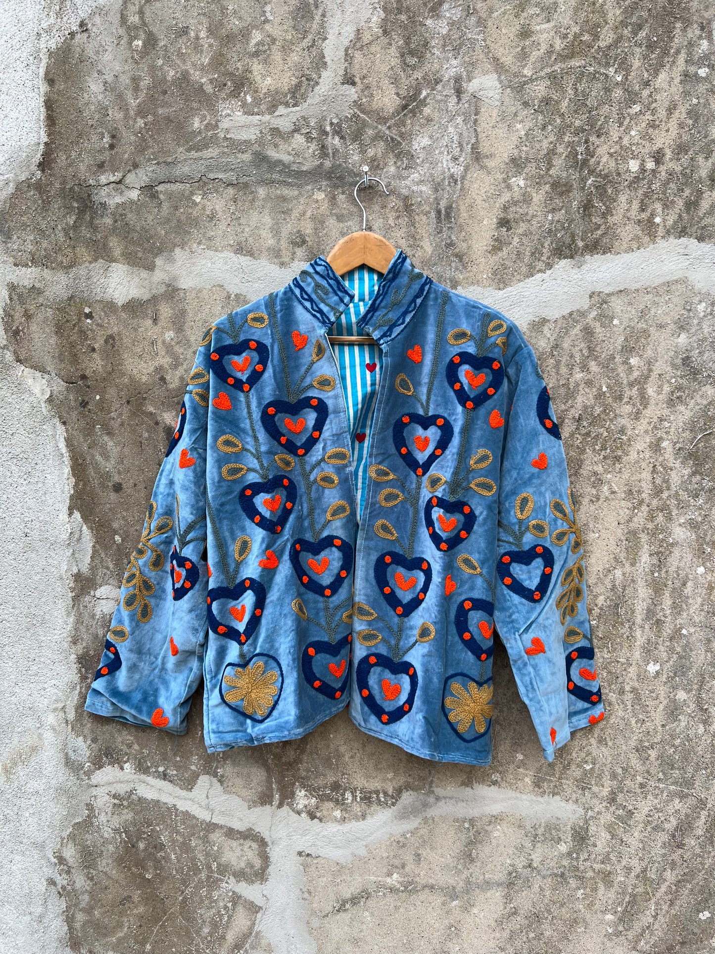 Veste Suzani en velours brodée / Manteau artisanal à fleurs avec poche / Taille unique