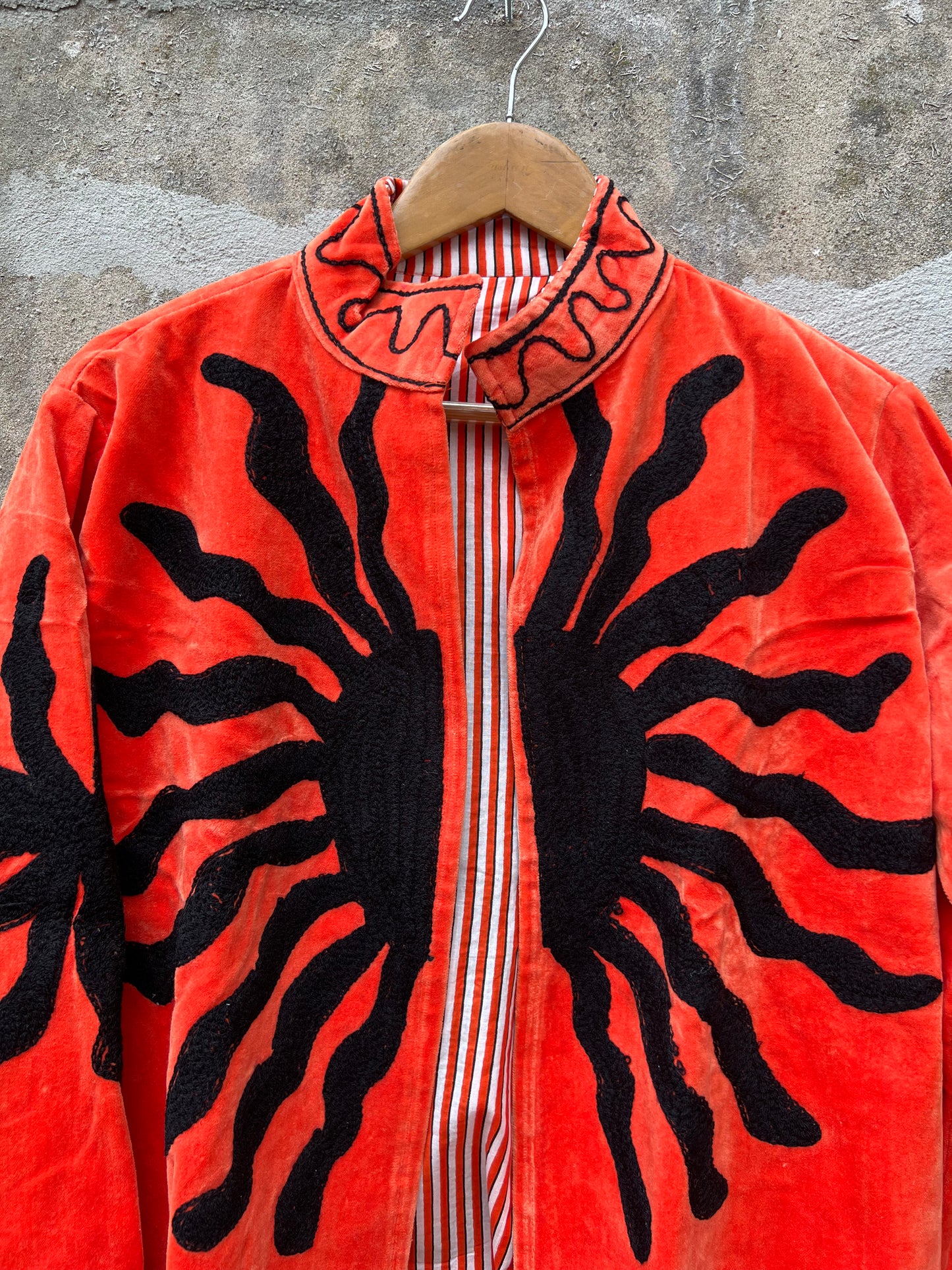 Veste Suzani en velours brodée / Manteau artisanal avec poche / Taille unique