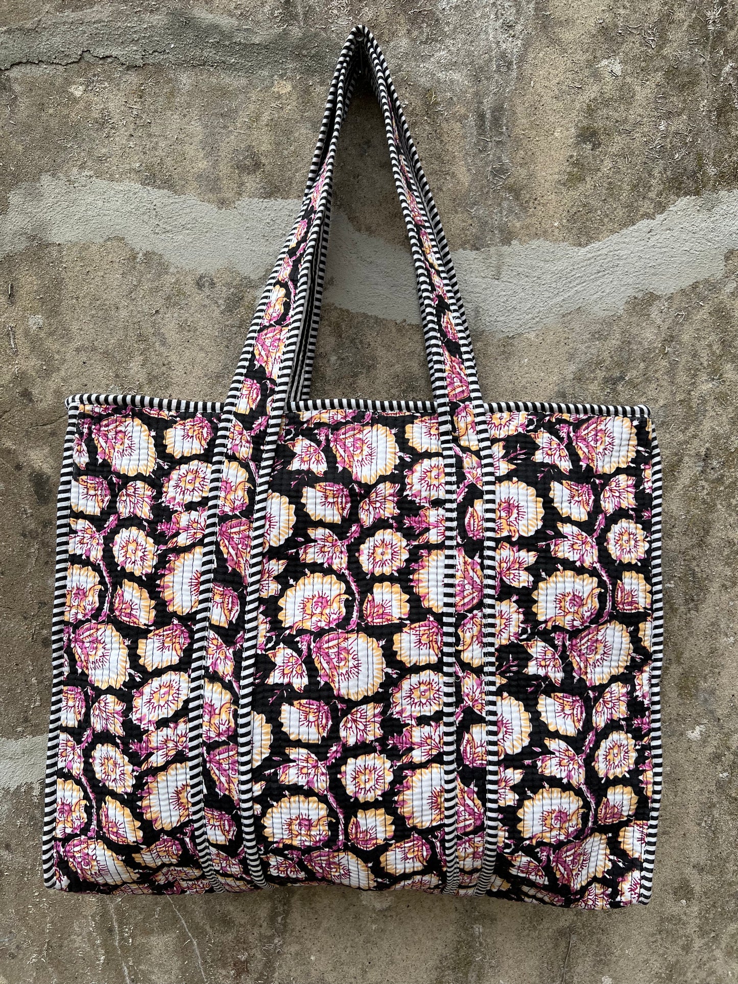 Sac à bandoulière en coton matelassé / Sac fourre-tout