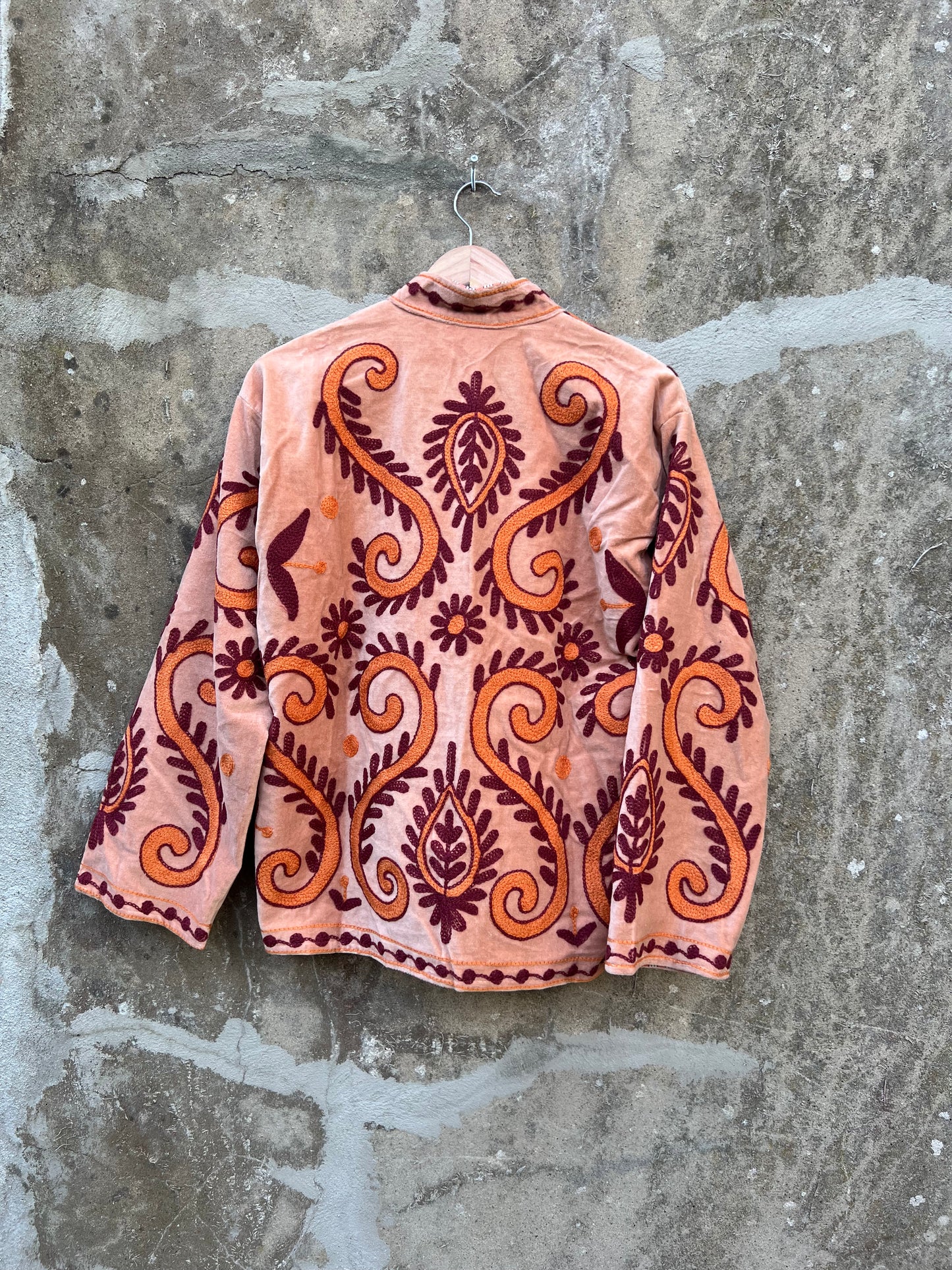 Veste Suzani en velours brodée / Manteau artisanal à fleurs avec poche / Taille unique